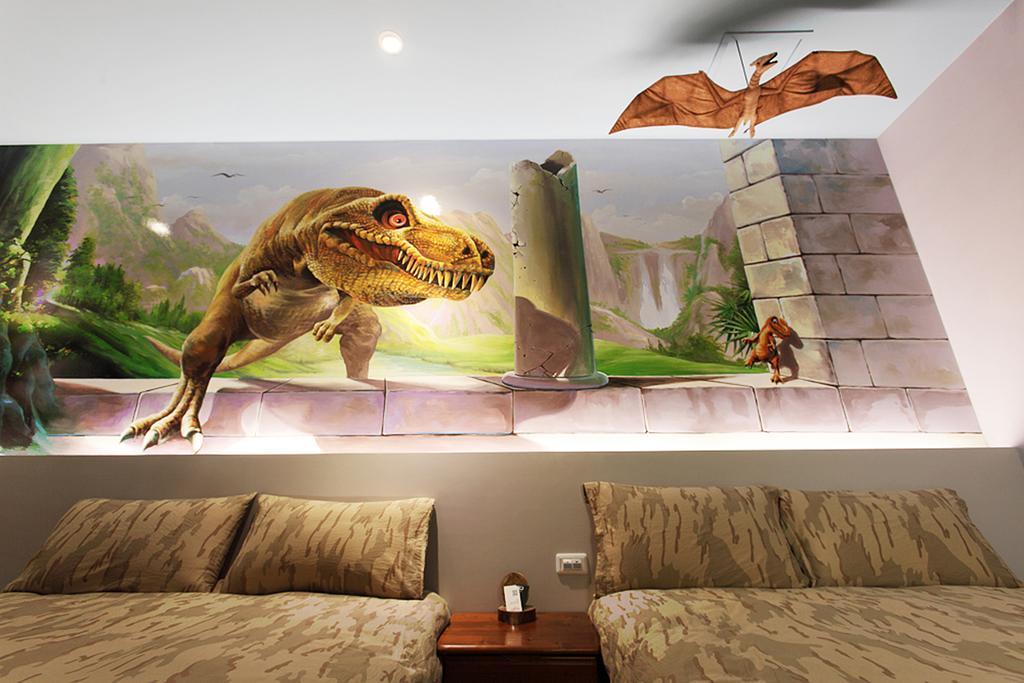 3D Sunflower Embossed B&B Hualien City Exterior photo